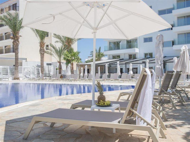 Bohemian Gardens Hotel Protaras Exterior foto